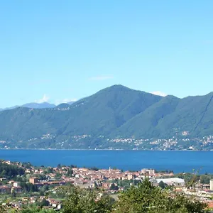 Apartment Dei Fiori, Luino
